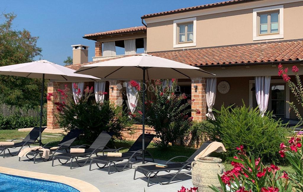 Casa Divšići, Marčana, 220m2