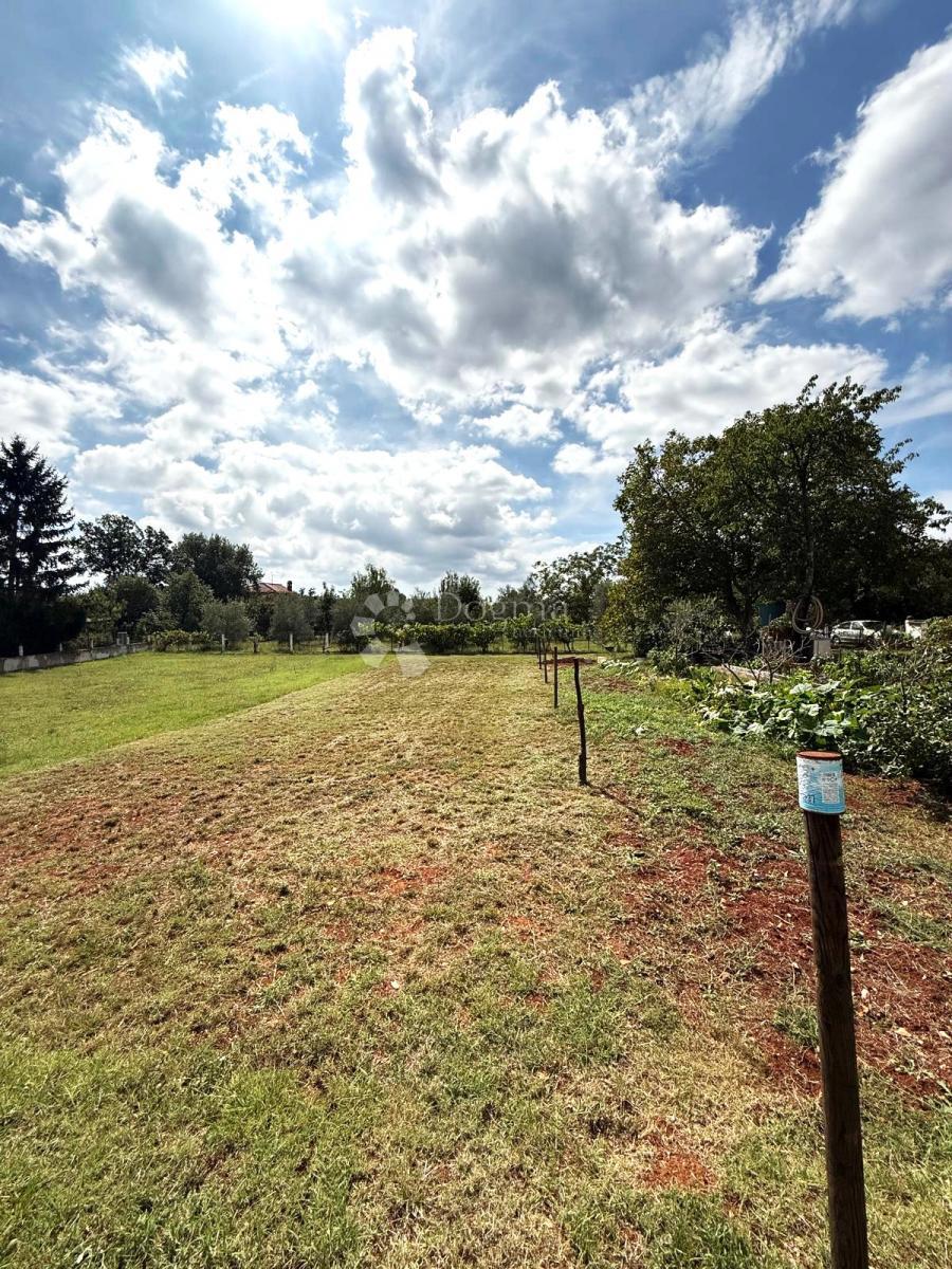 Terreno Loborika, Marčana, 658m2