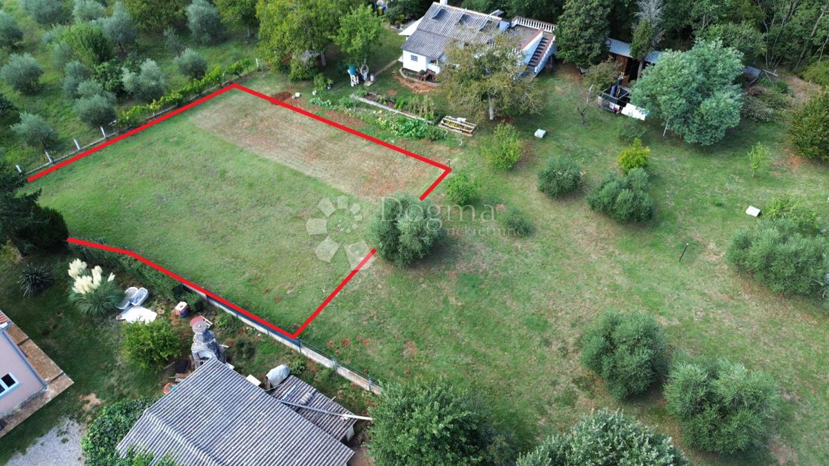 Terreno Loborika, Marčana, 658m2