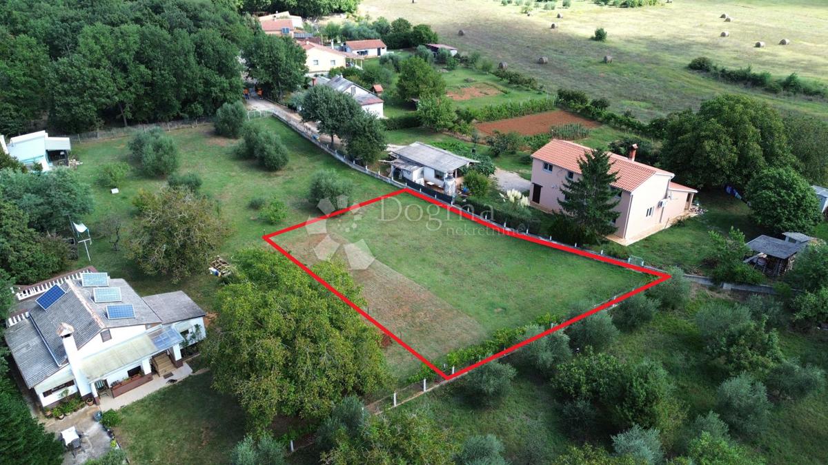 Terreno Loborika, Marčana, 658m2