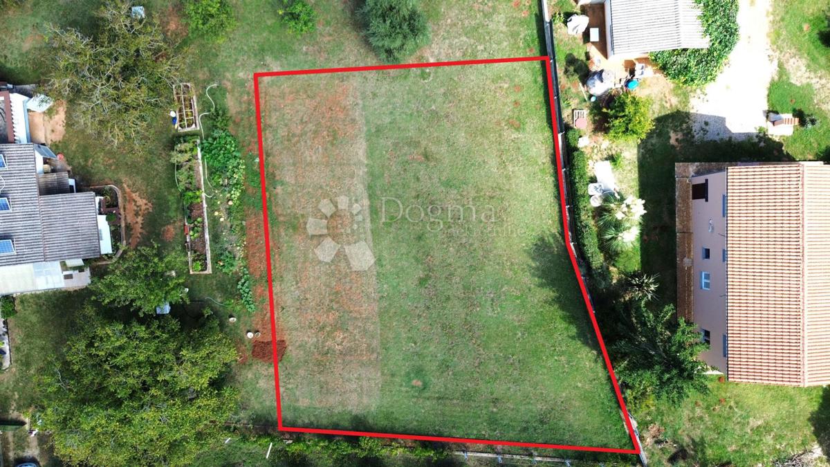 Terreno Loborika, Marčana, 658m2