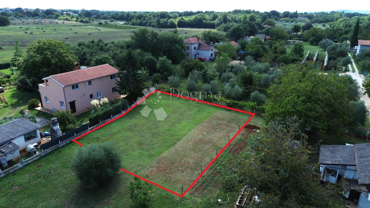 Terreno Loborika, Marčana, 658m2