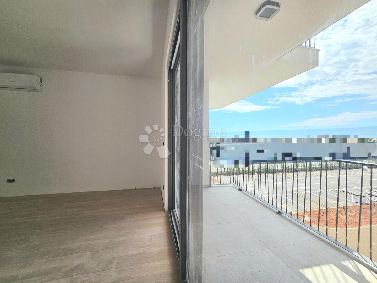 Umago, nuova costruzione,