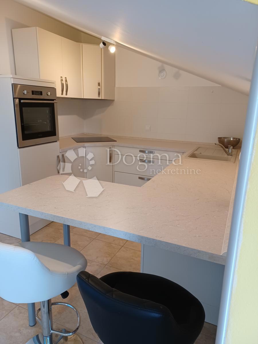 Allogio Lovran, 73,99m2