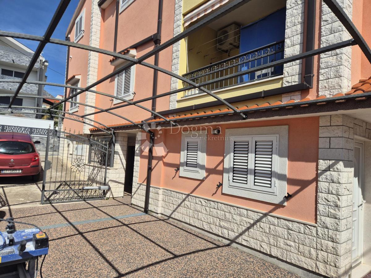 Casa Sveti Kajo, Solin, 300m2