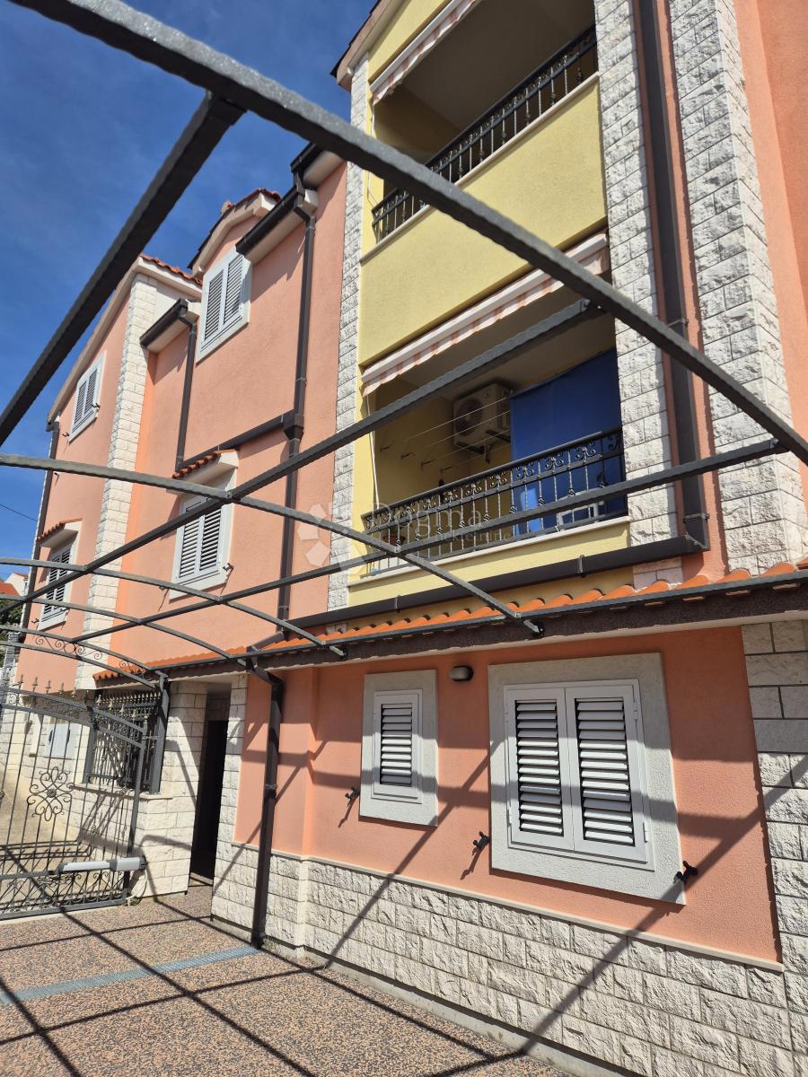 Casa Sveti Kajo, Solin, 300m2