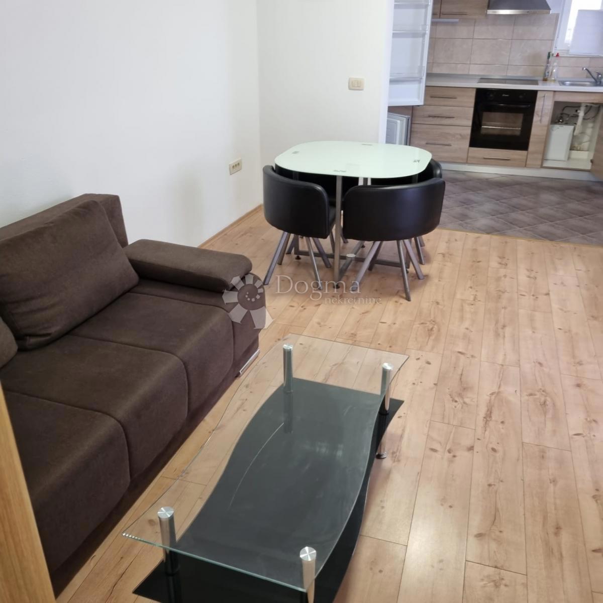Casa Sveti Kajo, Solin, 300m2