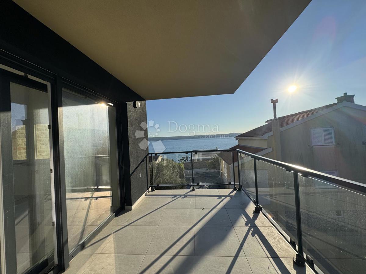 Allogio Maslenica, Jasenice, 107m2