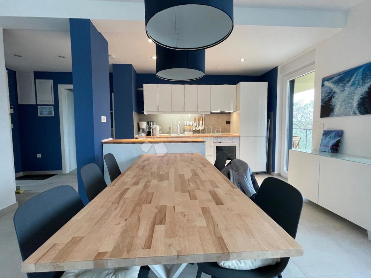 Allogio Maslenica, Jasenice, 107m2