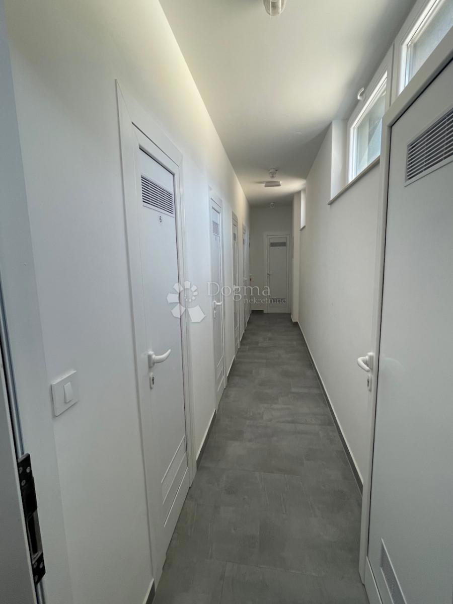 Allogio Maslenica, Jasenice, 107m2