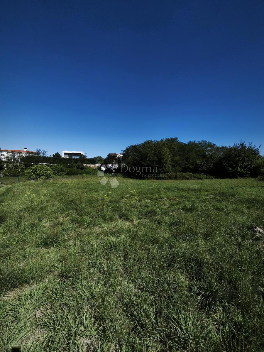 Terreno edificabile Labin, 907m2