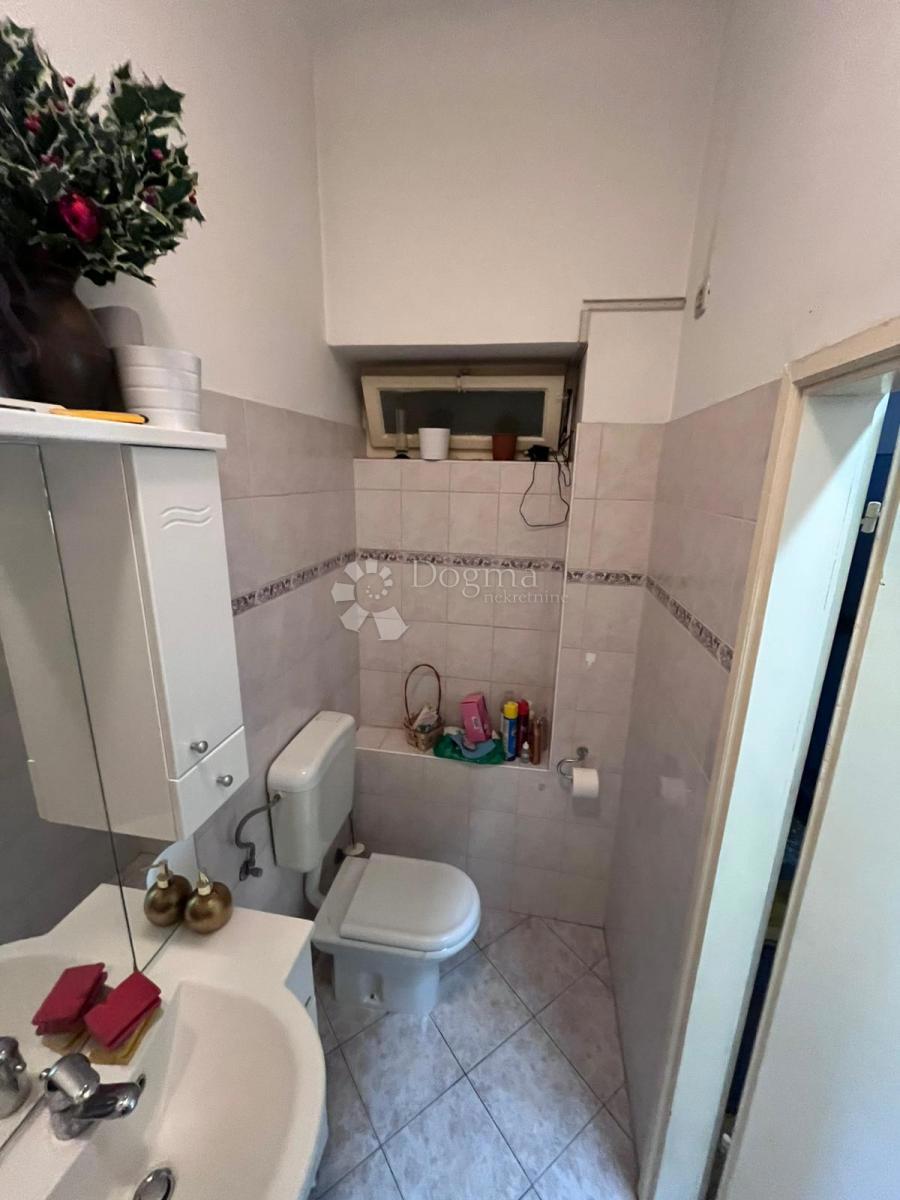 Allogio Opatija - Centar, Opatija, 65m2