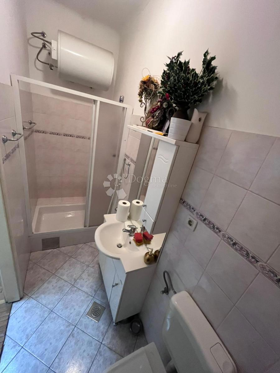 Allogio Opatija - Centar, Opatija, 65m2