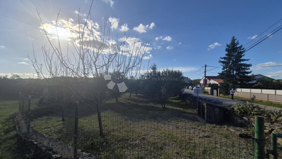 Terreno edificabile Peruški, Marčana, 493m2