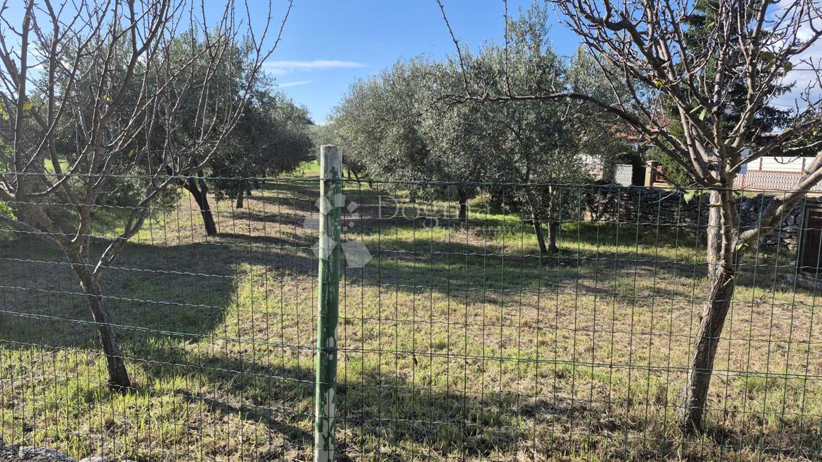 Terreno edificabile Peruški, Marčana, 493m2