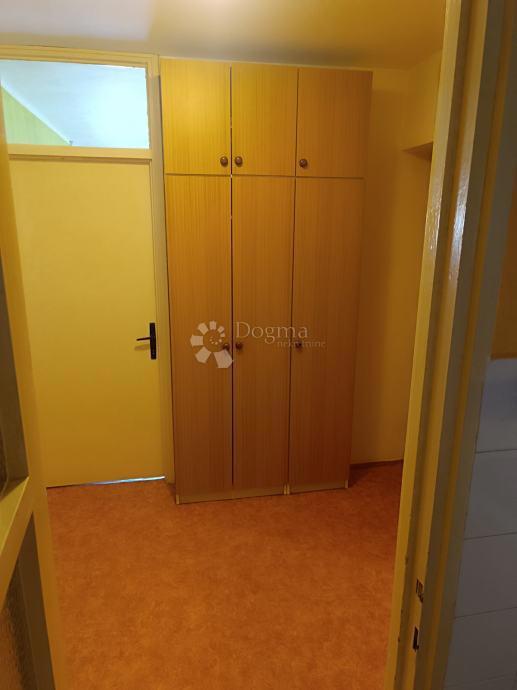 Allogio Varoš, Šibenik, 65m2