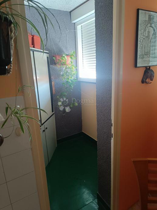 Allogio Varoš, Šibenik, 65m2