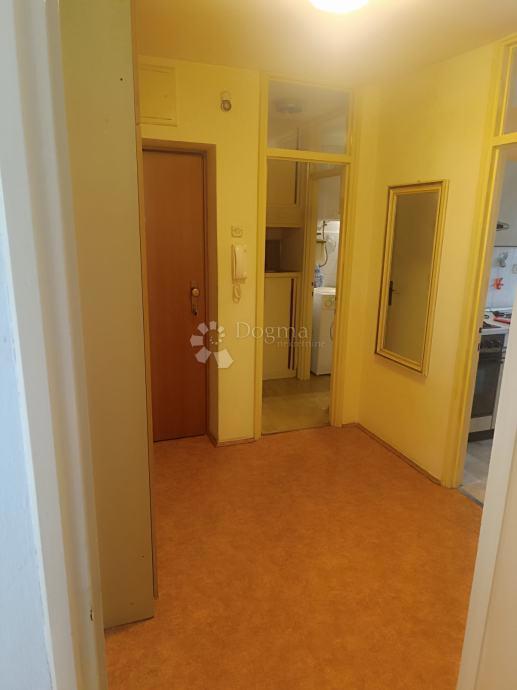 Allogio Varoš, Šibenik, 65m2