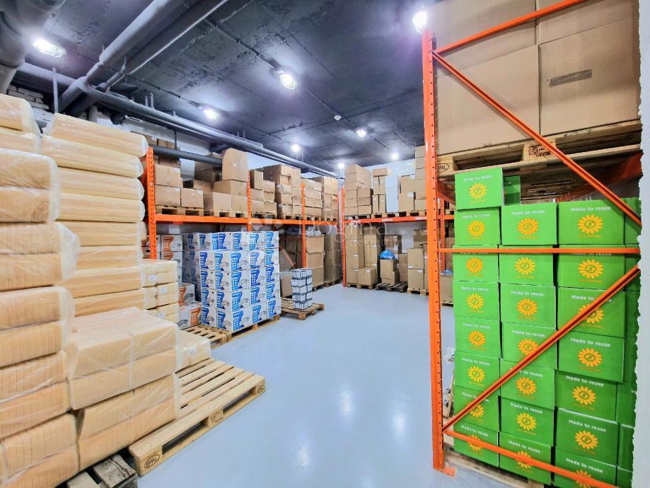 Locale commerciale Trešnjevka, Trešnjevka - Sjever, 555m2