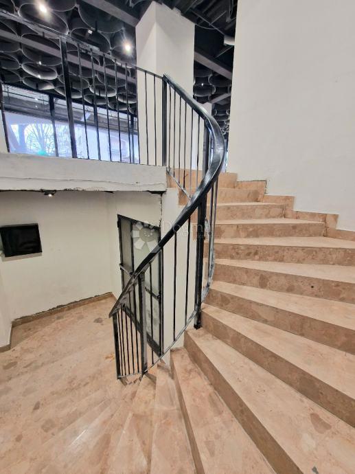 Locale commerciale Trešnjevka, Trešnjevka - Sjever, 555m2