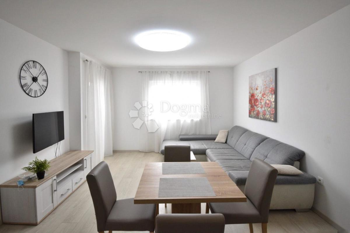 Allogio Centar, Pula, 55m2