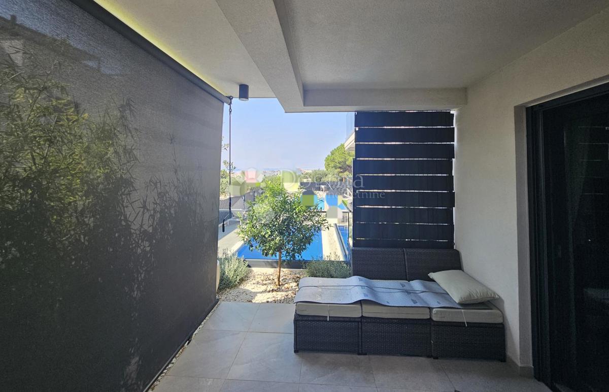 Allogio Okrug Gornji, Okrug, 73,63m2