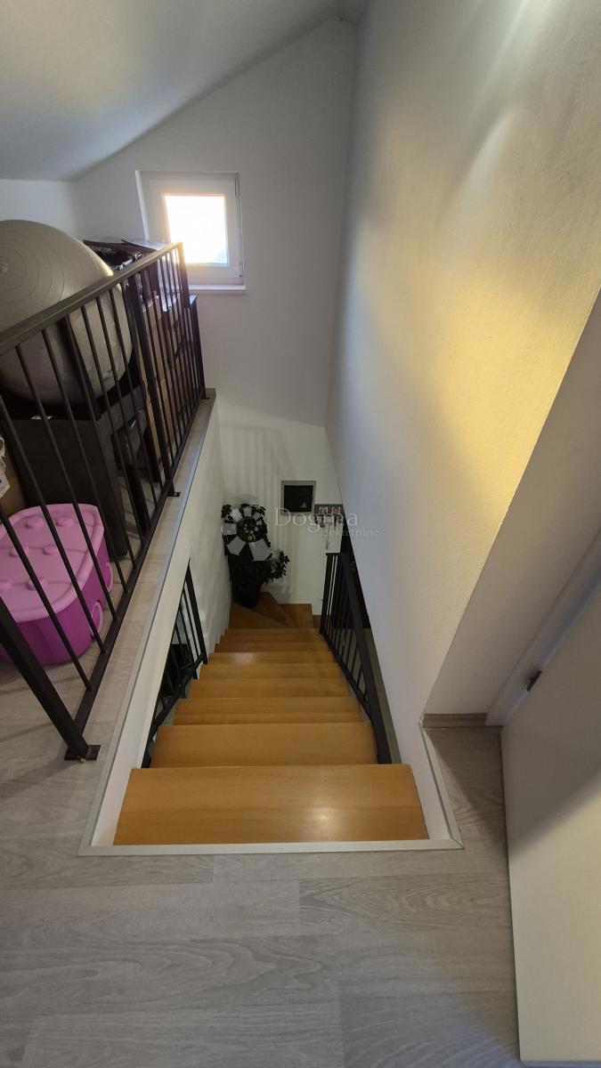 Appartamento duplex di 91,05 m2 a Bale