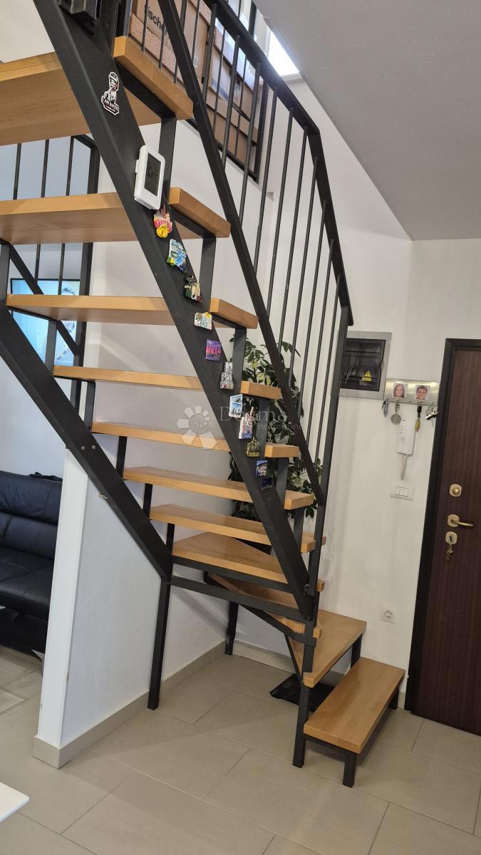 Appartamento duplex di 91,05 m2 a Bale