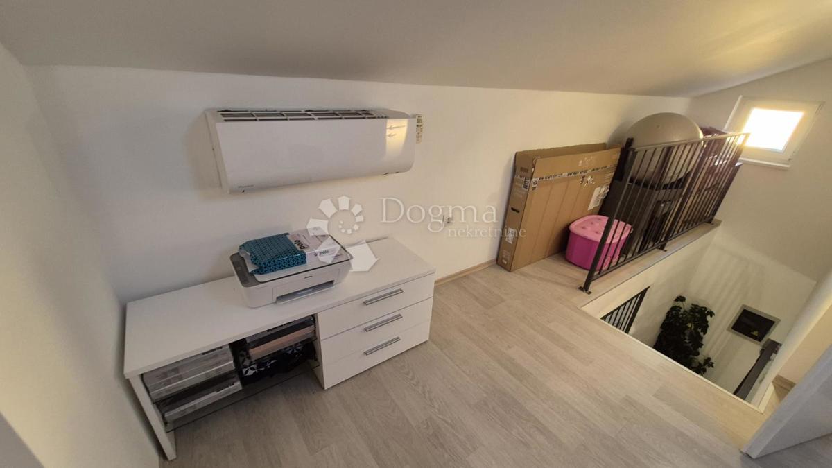 Appartamento duplex di 91,05 m2 a Bale