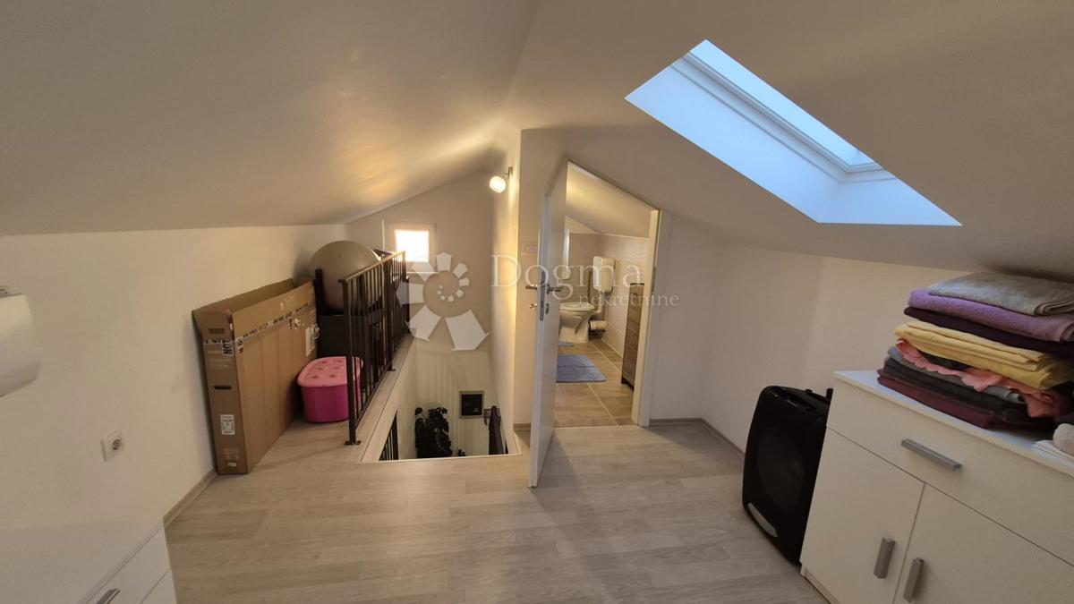 Appartamento duplex di 91,05 m2 a Bale