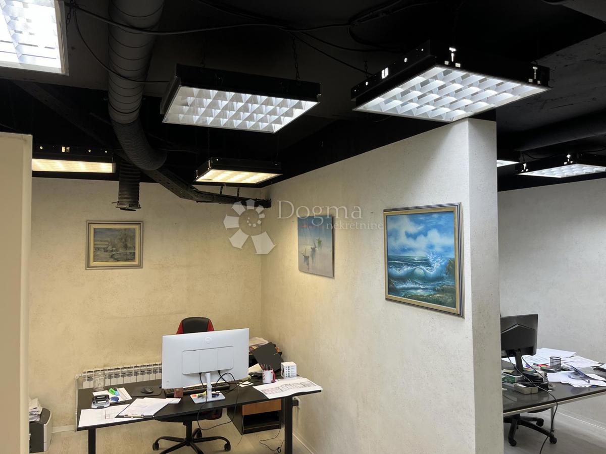 Locale commerciale Malešnica, Stenjevec, 78,44m2