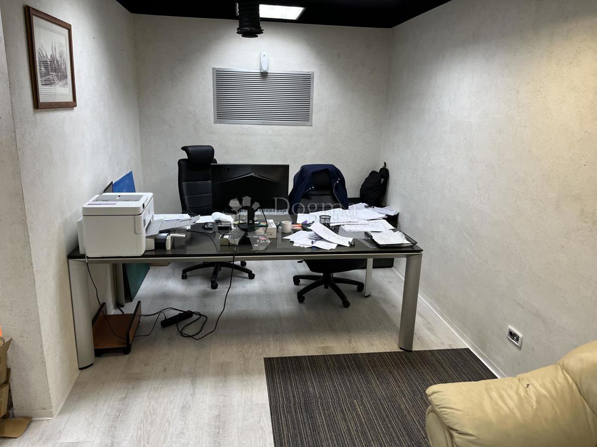 Locale commerciale Malešnica, Stenjevec, 78,44m2