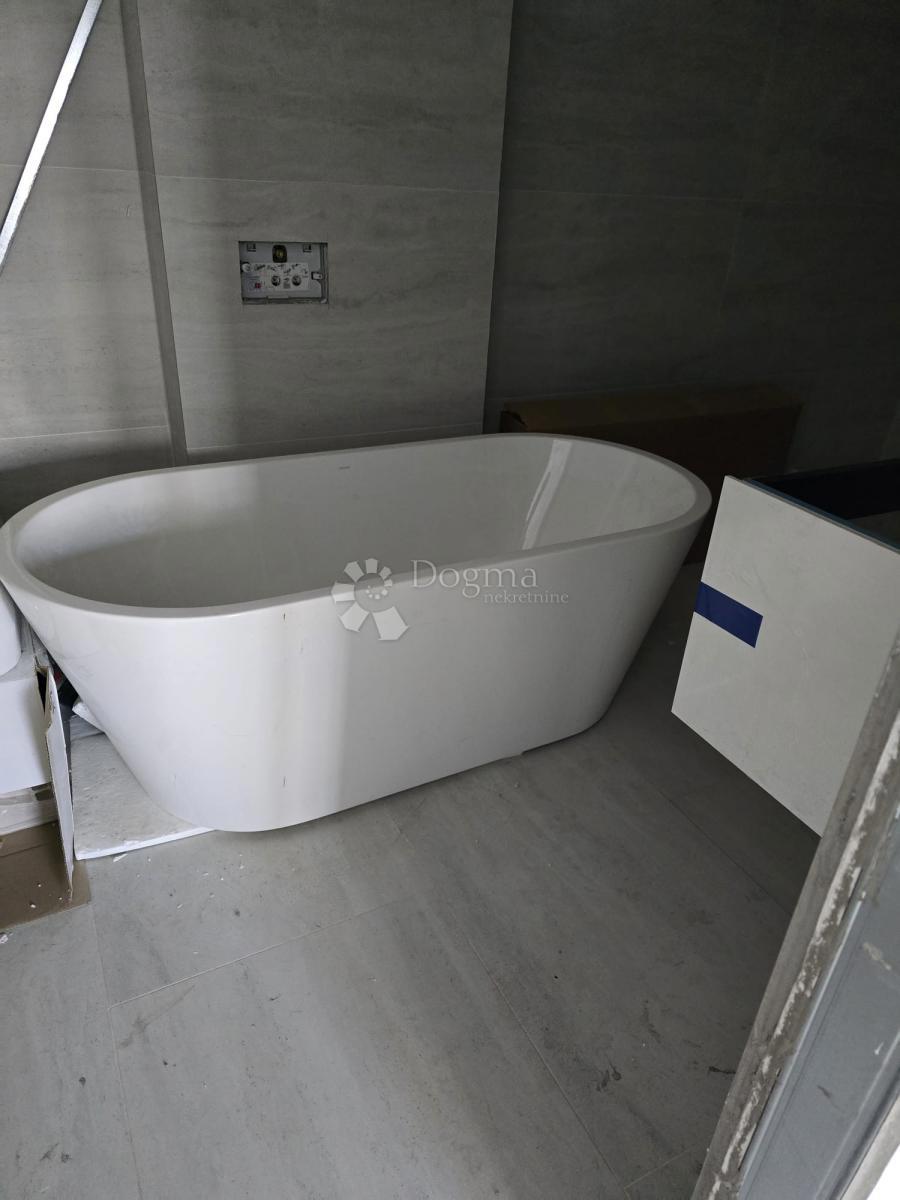 Allogio Centar, Zaprešić, 126,70m2