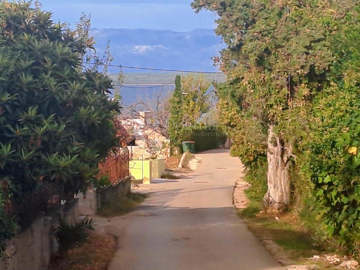 Terreno edificabile Ugljan, Preko, 541m2