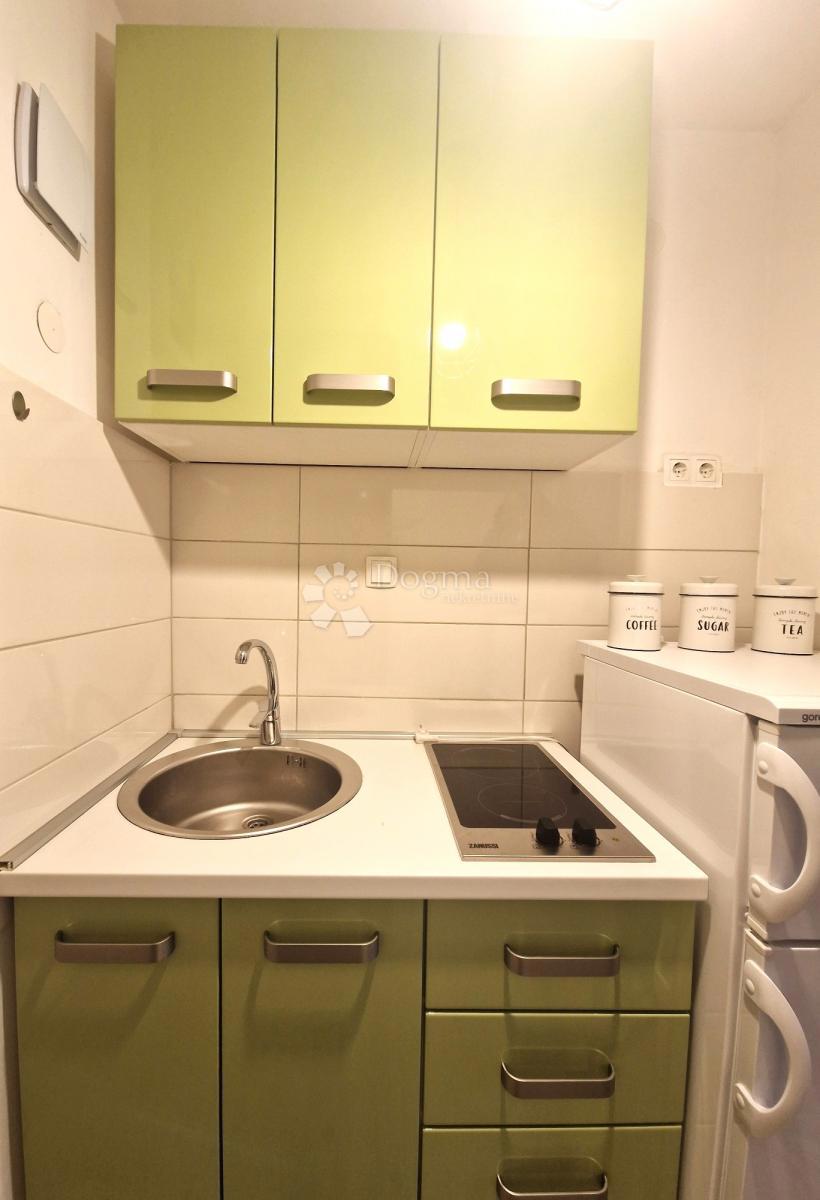 Allogio Drenova, Rijeka, 23,73m2