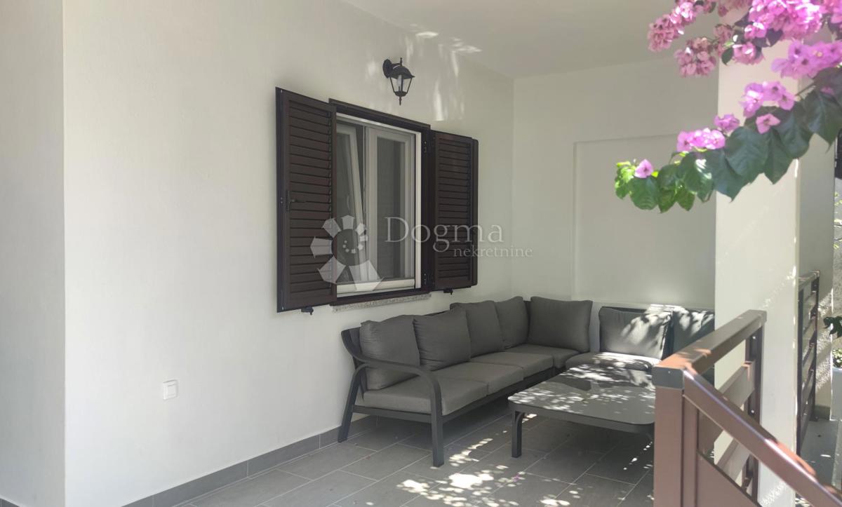 Casa Seline, Starigrad, 335,58m2