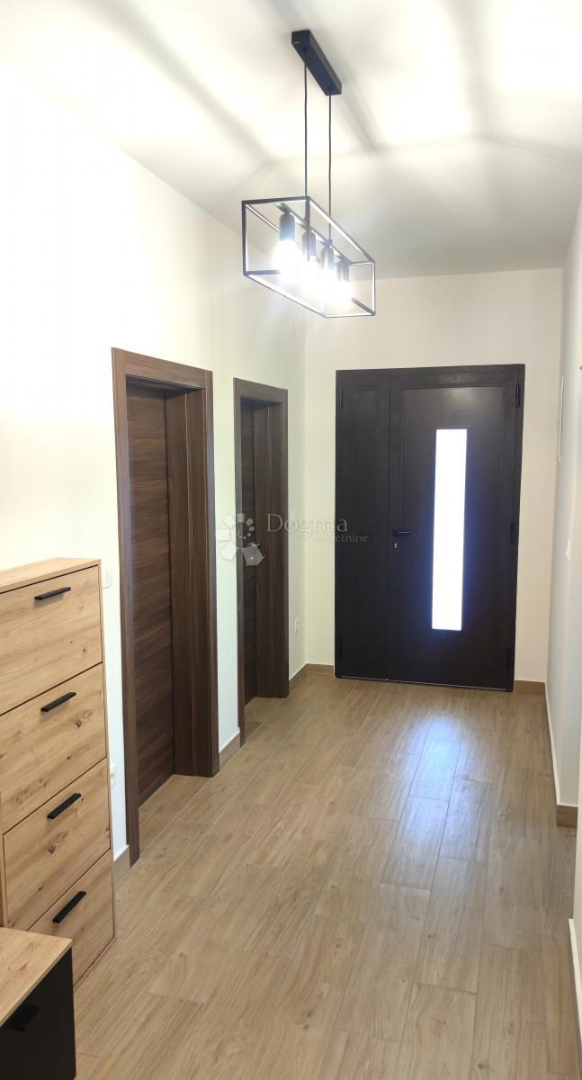 Casa Seline, Starigrad, 335,58m2