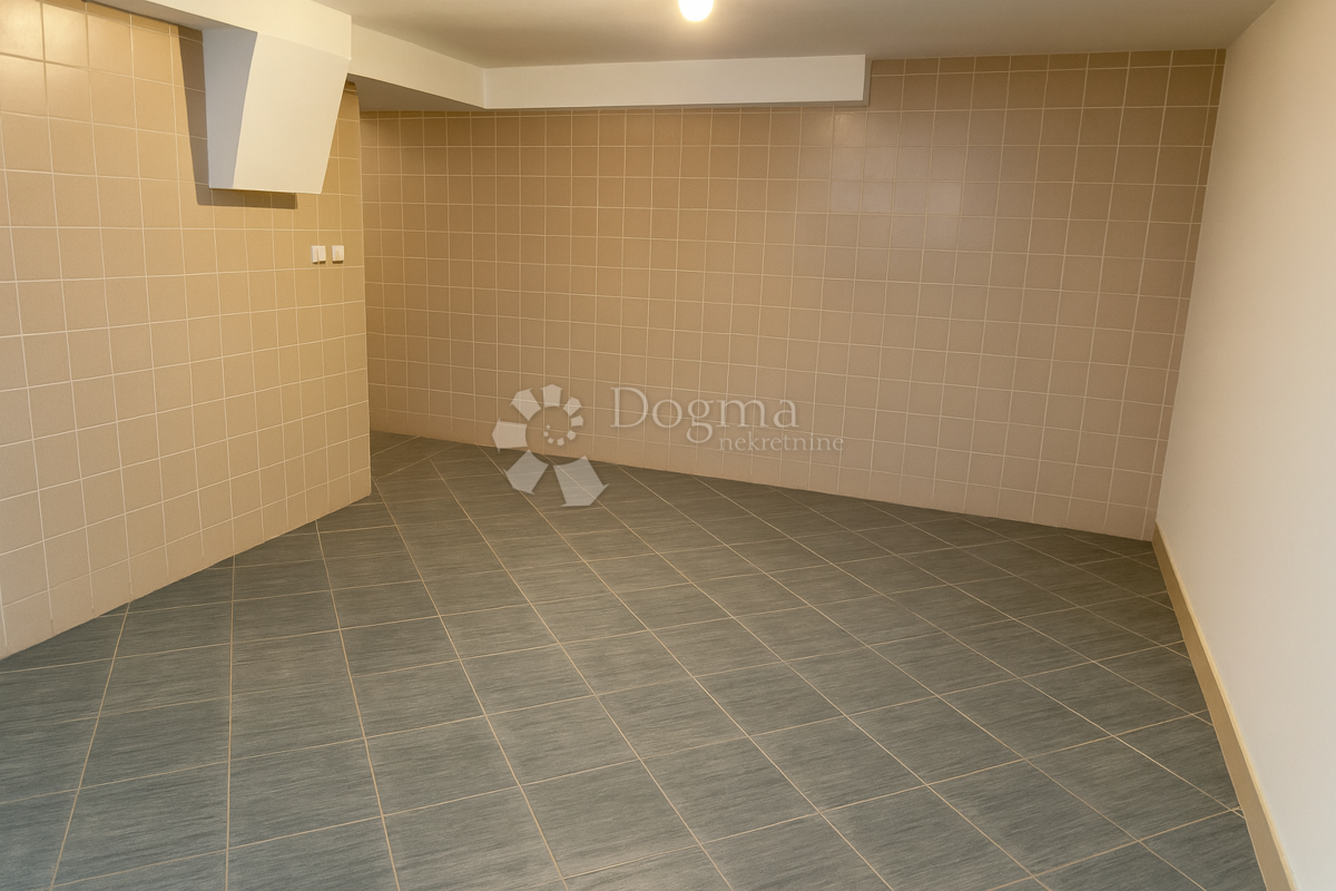 Appartamento di lusso con wellness e garage