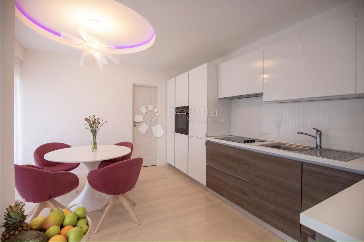 Appartamento di lusso con wellness e garage