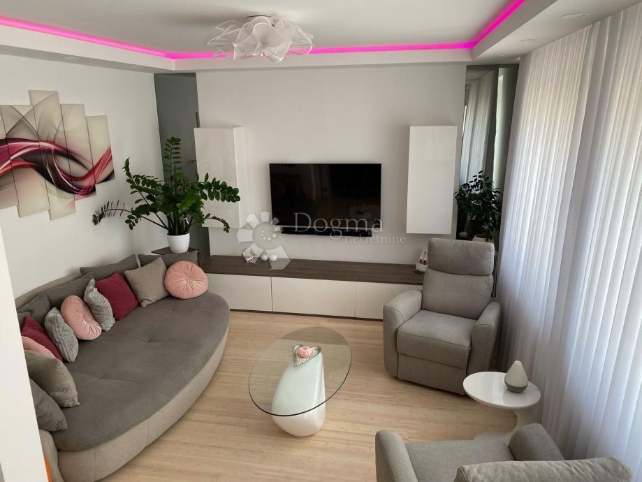 Appartamento di lusso con wellness e garage