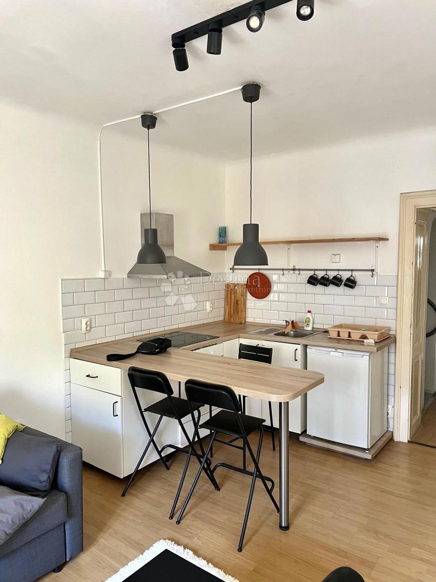 Allogio Donji grad, Donji Grad, 32m2