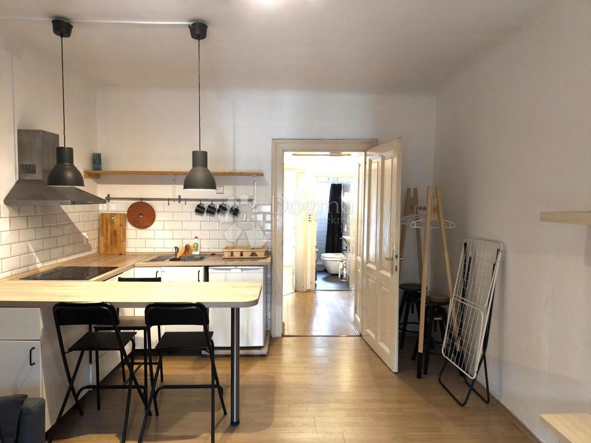 Allogio Donji grad, Donji Grad, 32m2