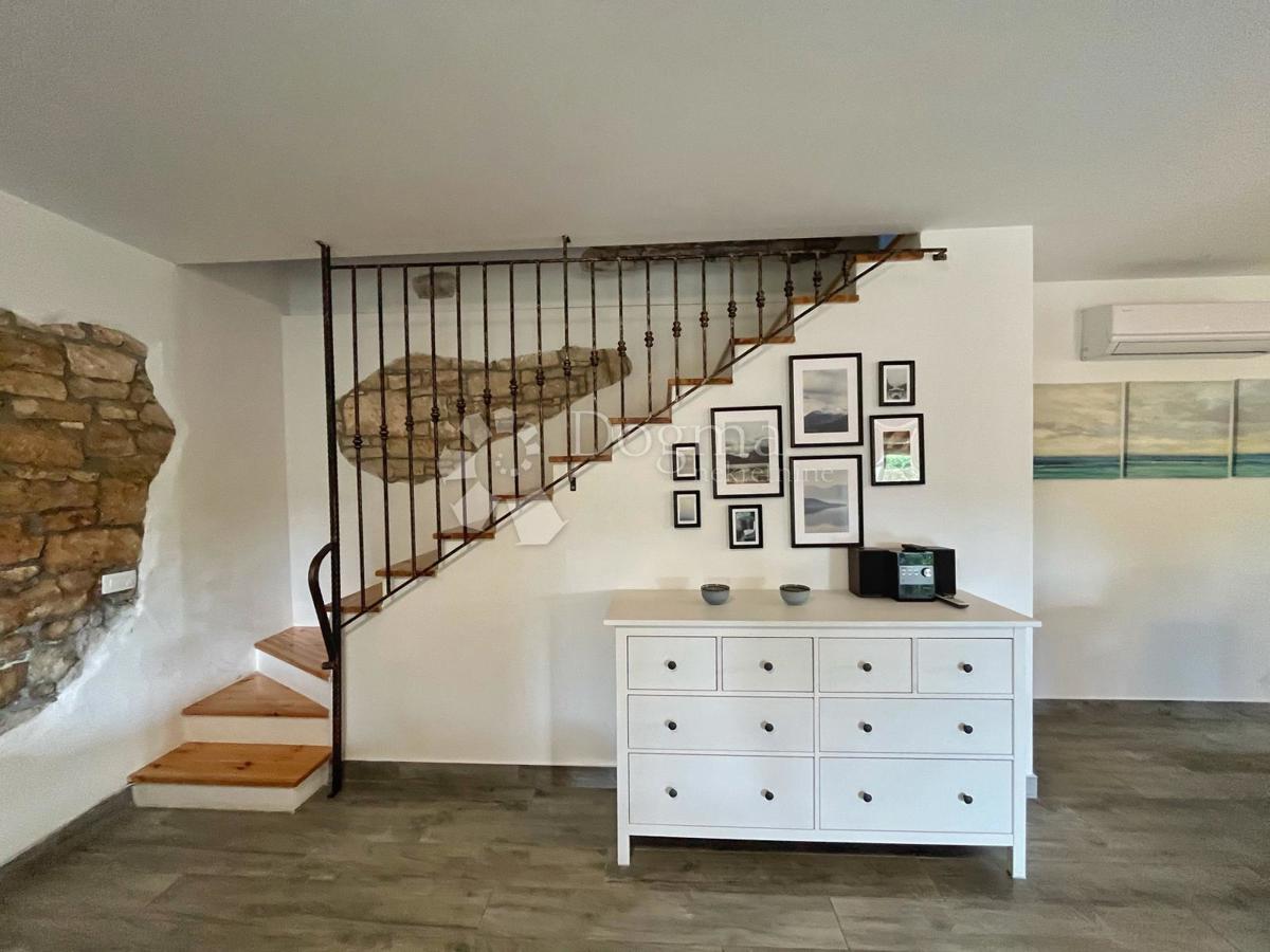 RIDOTTO!!!! STABILE CASA VACANZE CON PISCINA E GIARDINO DI 7144 mq