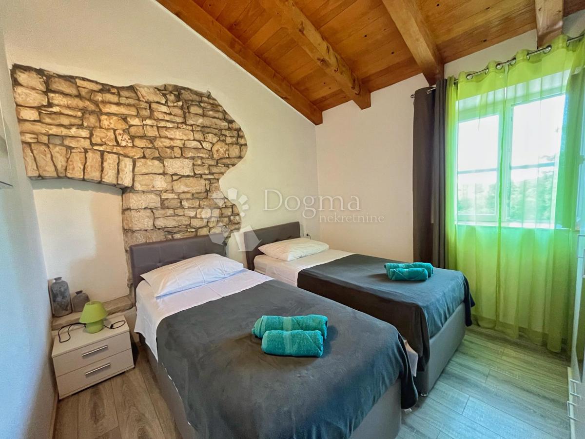 RIDOTTO!!!! STABILE CASA VACANZE CON PISCINA E GIARDINO DI 7144 mq