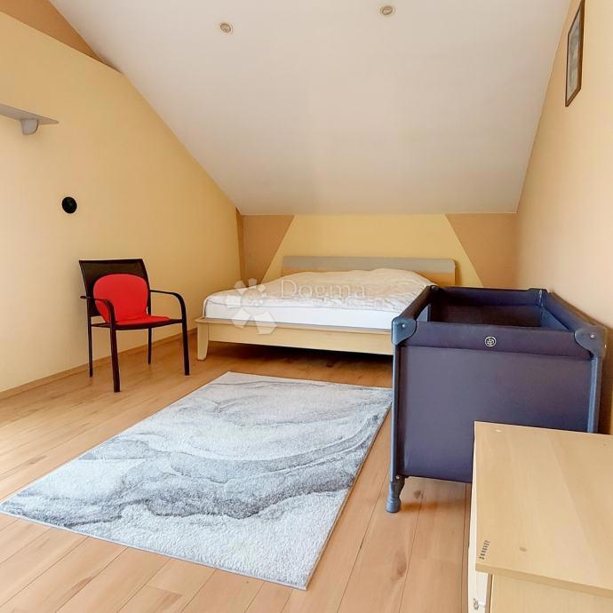 Casa Resnik, Peščenica - Žitnjak, 260m2