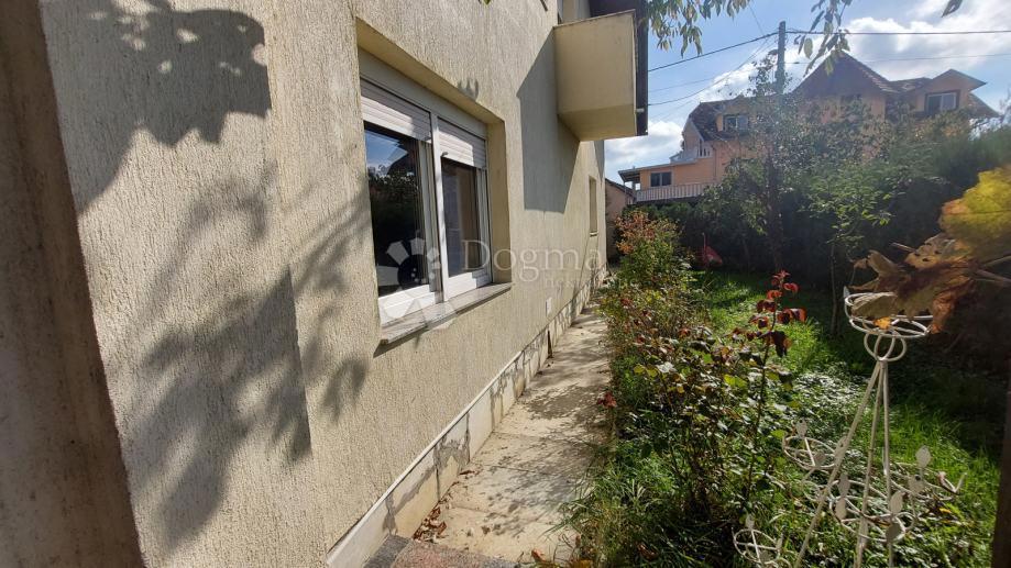 Casa Resnik, Peščenica - Žitnjak, 260m2