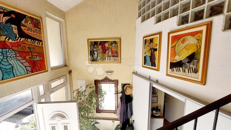 Casa Resnik, Peščenica - Žitnjak, 260m2