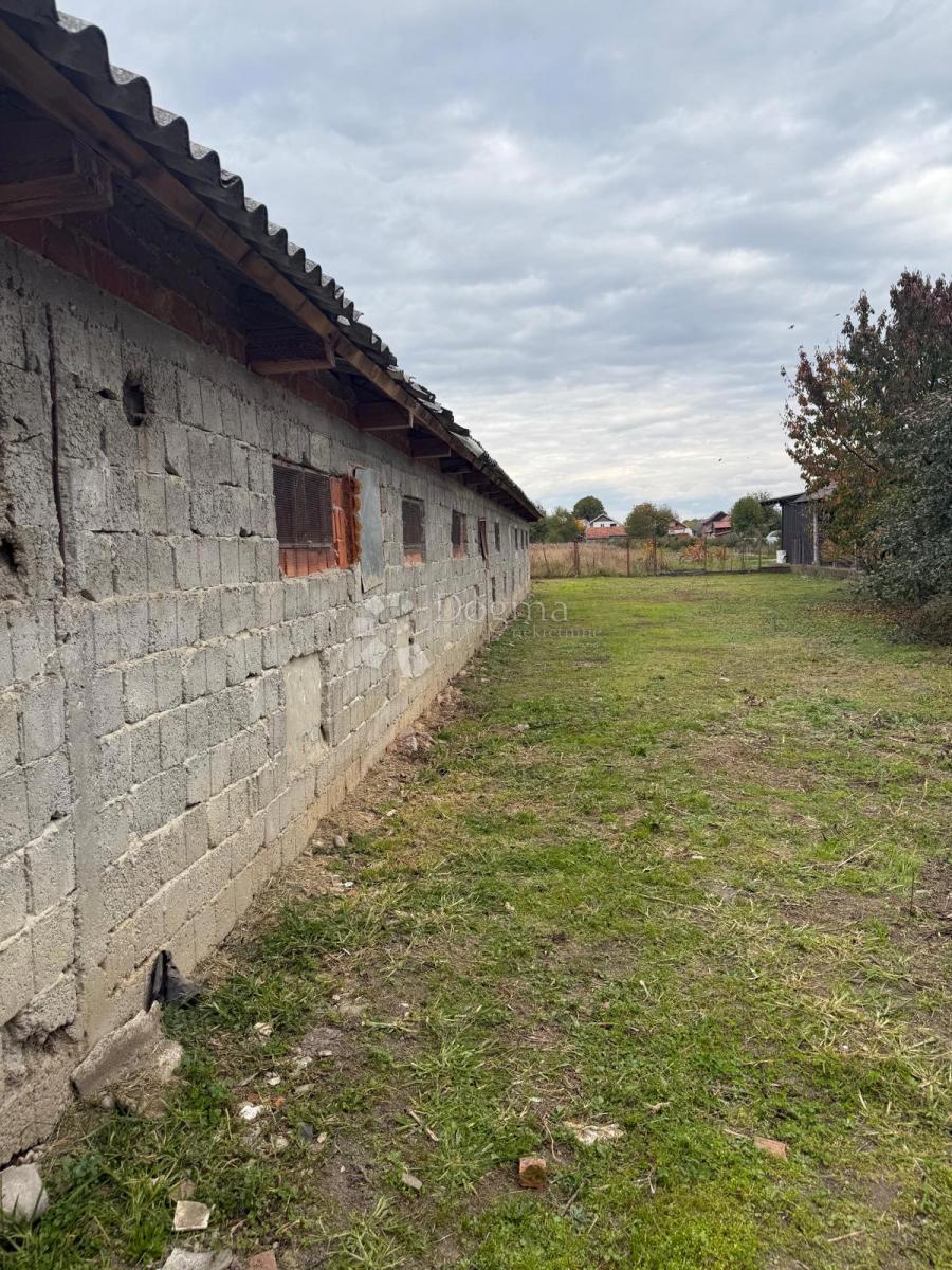 Casa Gornje Vratno, Cestica, 180m2