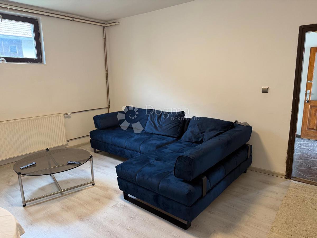 Casa Gornje Vratno, Cestica, 180m2