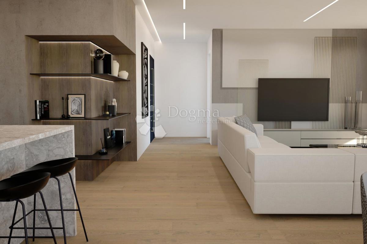 APPARTAMENTO DI LUSSO CON I PIÙ ALTI STANDARD - ROVIGNO, CENTRO